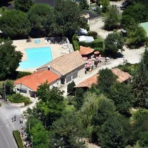 Campsite Du Nizour Sireuil (Charente)