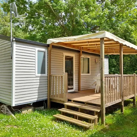 Campsite Du Nizour Sireuil (Charente)